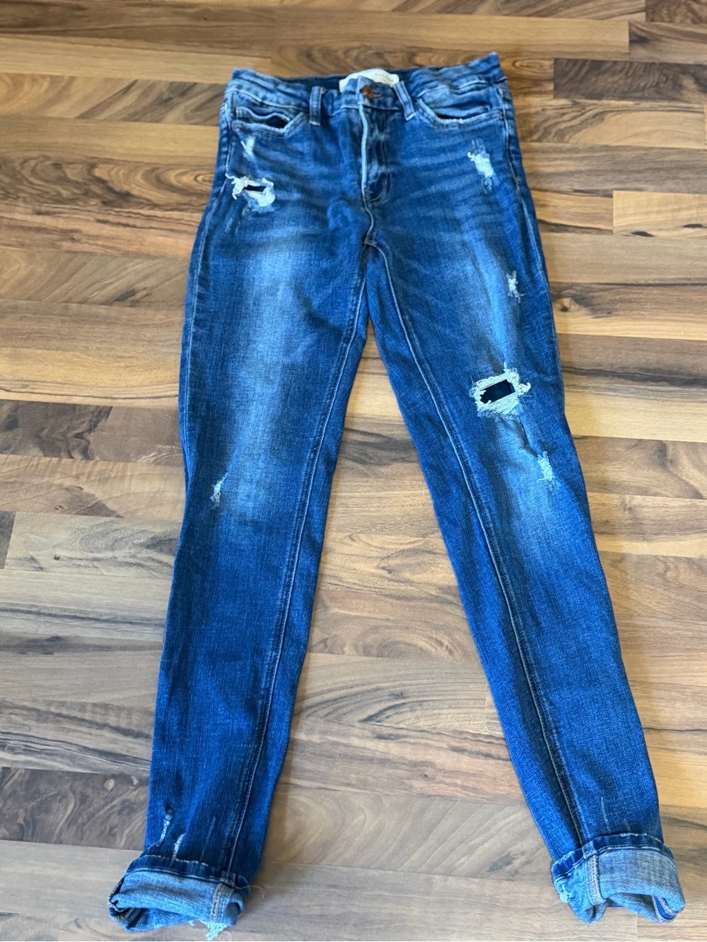 Distressed Dark Blue Skinny Jeans for Women
